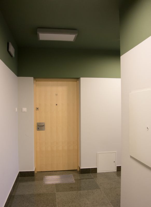 Door Installation Contractors